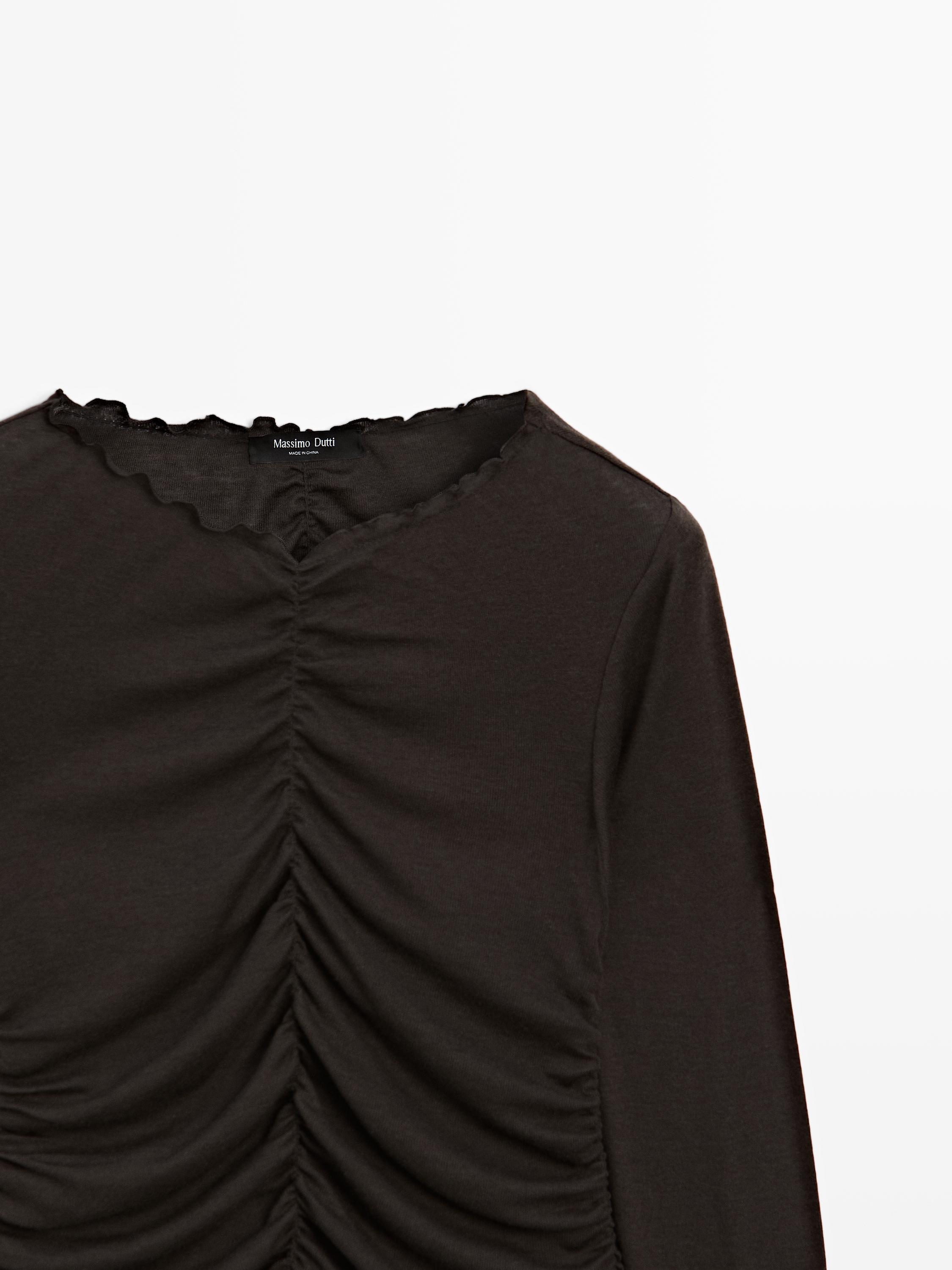 Gathered long sleeve T-shirt